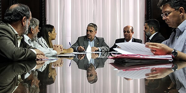 TVALERJ assina convênio com a TV Senado e garante transmissão de suas programações pelo sinal digital aberto