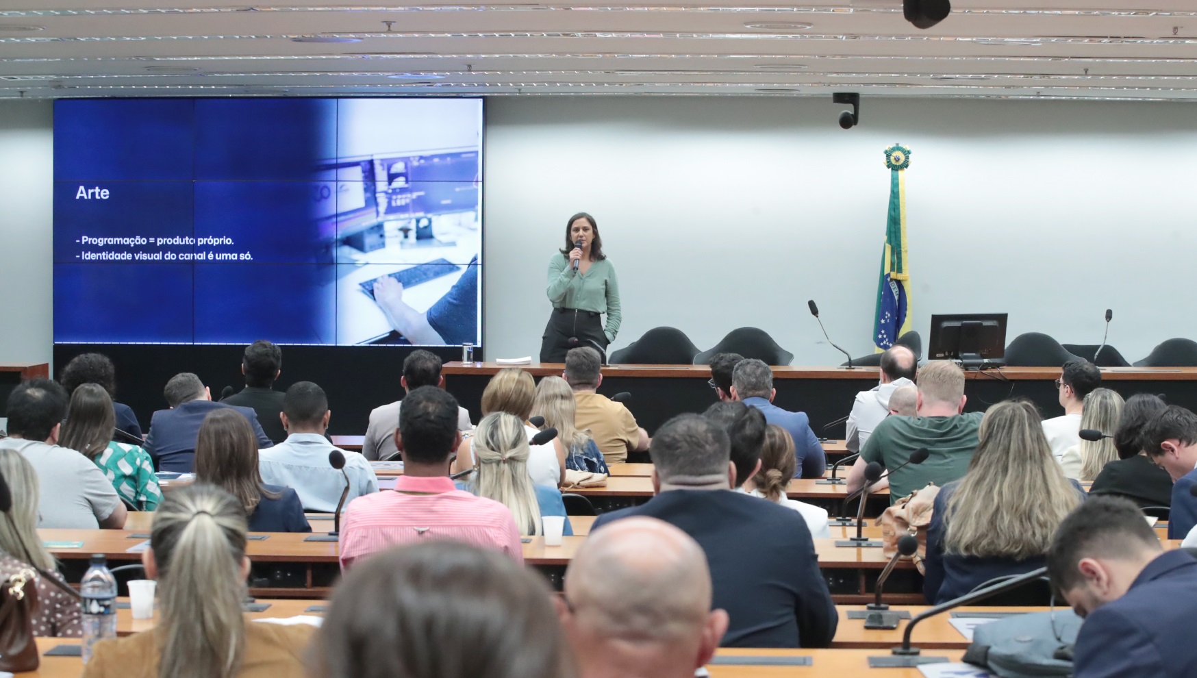 Minicurso da Rede Legislativa orienta sobre grade de programação
