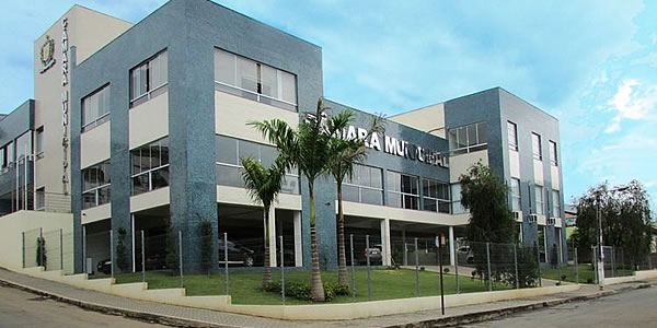 Câmara de Vereadores de Nova Serrana se associa à ASTRAL e anuncia implantação de uma Rádio Legislativa